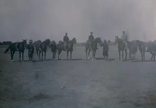 Foto China, Chinesen, Pferde, Deutscher Soldat, Kaiserreich, Gruppenbild, um 1895
