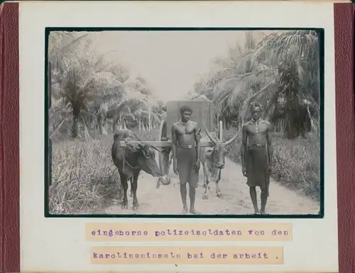 Foto Karolinen, Kolonie, um 1900, Eingeborene Polizeisoldaten, Rücks.: Bangkok, Weißer Elefant