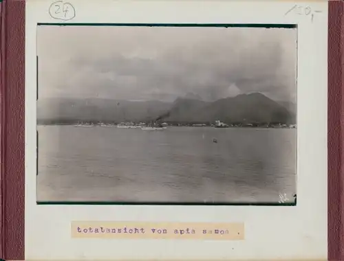Foto China, Boxeraufstand, um 1900, Chinesische Priester, Rücks.: Apia Samoa