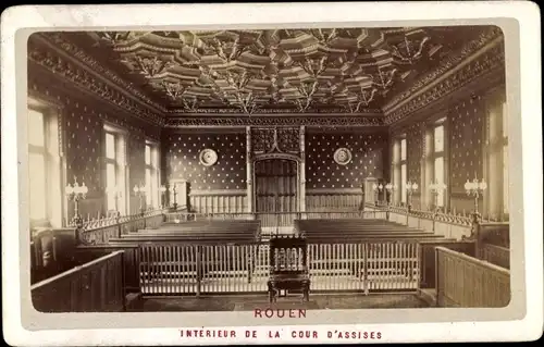 CdV Rouen Seine Maritime, um 1870, Interieur de la Cour d'Assises
