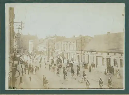 Foto Schlesien, Fahrradfahrer, 2. Bundesfest d. Oberschlesischen Radfahrerbundes, Kronprinzenstr.