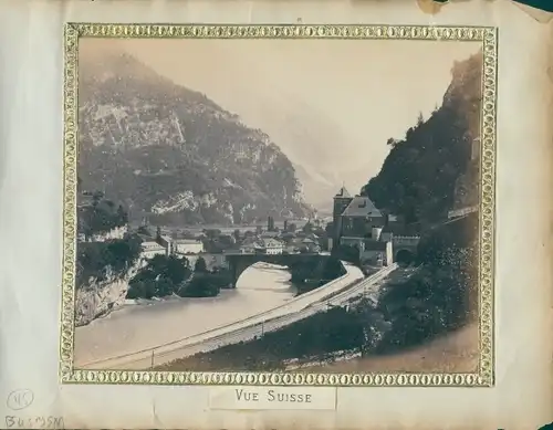 Foto Schweiz, um 1870, Unbekannter Ort, Gesamtansicht