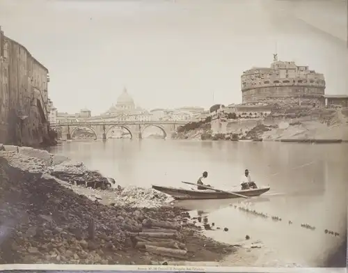 Foto Roma Rom, um 1870, Tiber, Engelsburg, Engelsbrücke, Vatikan, Petersdom, Angler