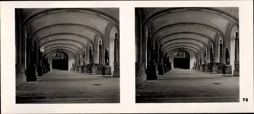 Stereo Foto Paris Louvre, Le Musee du Louvre, Galerie Denon, bordee de statues de bronze fondues