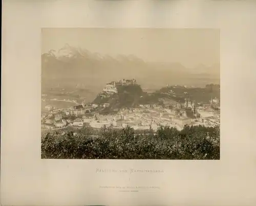 Foto um 1880, Salzburg vom Kapuzinerberg, Panorama mit Festung Hohensalzburg und Stadt