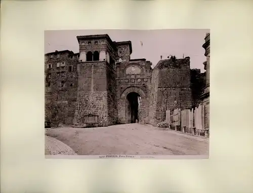 Foto um 1880, Perugia Umbria, Porta Etrusca