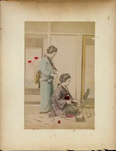 Foto Japan, Japanerinnen in Kimonos, Terrasse