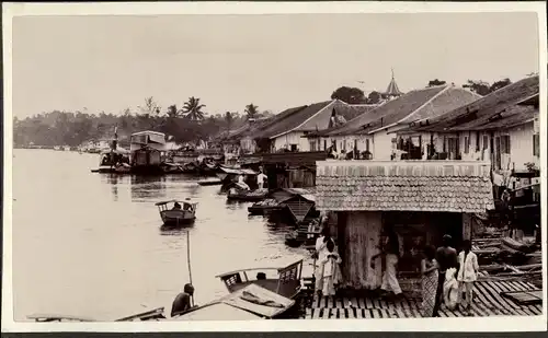 Foto Indonesien, Siedlung am Ufer, Hafen