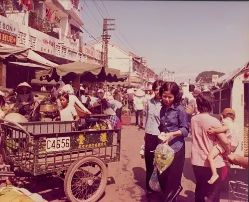 Foto Hans Joachim Spremberg, Cholon Saigon Vietnam, Markt, 1975