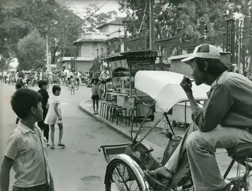 Foto Hans Joachim Spremberg, Ho Chi Minh Stadt Saigon Vietnam, Platz vor dem Zoo, 1978