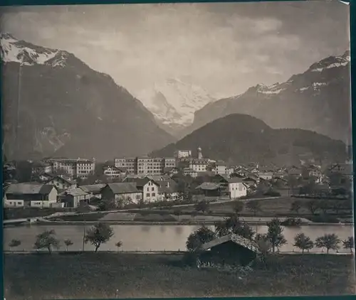 Foto Interlaken Kanton Bern Schweiz, Gesamtansicht