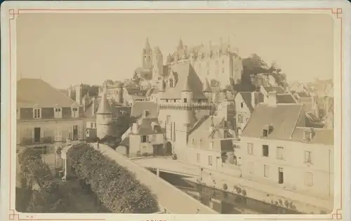 Kabinettfoto Loches Indre et Loire, Blick auf den Ort, Schloss, 1886