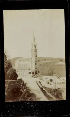 Foto Lourdes Hautes Pyrénées, Basilique, vue du calvaire