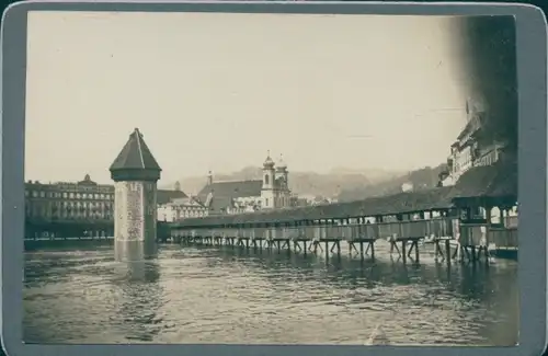 Foto Luzern Stadt Schweiz, Vierwaldstätter See, Kapellbrücke