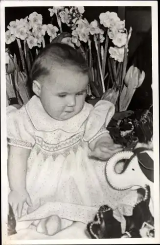 Ak 1ste verjaardag van Prinses Marijke, Soestdijk, 1948, Prinzessin Marijke, Geburtstag