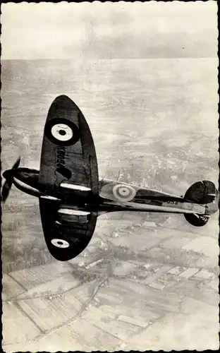 Ak Royal Air Force, Vickers Supermarine Spitfire, Britisches Kriegsflugzeug