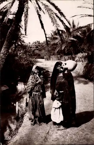 Ak Porteuses d'Eau, Wasserschöpferinnen