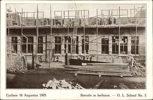 Ak Borculo Gelderland, in herbouw, OL School No. 2, Cycloon 10 Augustus 1925