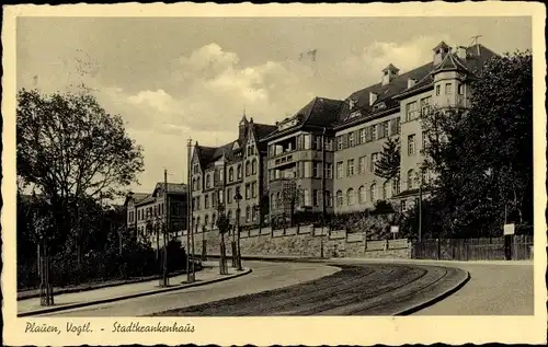 Ak Plauen im Vogtland, Blick auf das Stadtkrankenhaus, Gleise