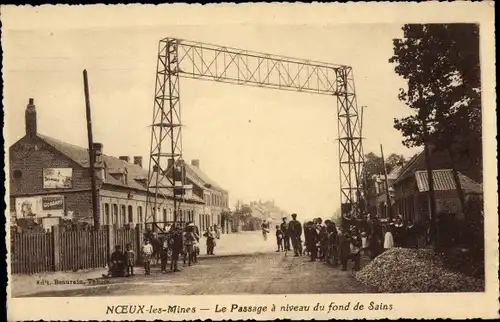 Ak Nœux Noeux les Mines Pas de Calais, Le Passage a niveau du fond de Sains