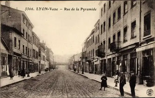 Ak Lyon Rhône, Vaise, Rue de la Pyramide