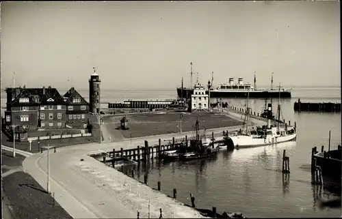 Ak Nordseebad Cuxhaven, Hafen, Dampfer, Schiffe