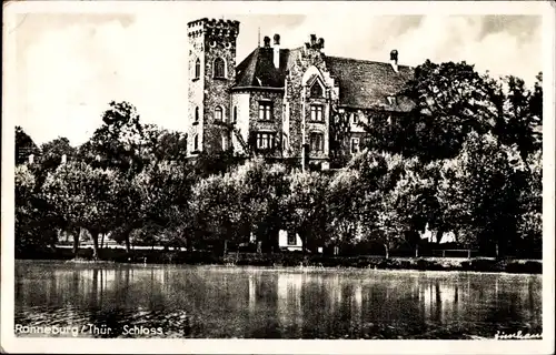 Ak Ronneburg im Kreis Greiz Thüringen, Blick über Gewässer zum Schloss