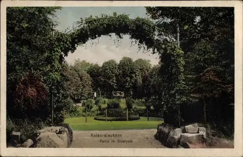 Ak Kaiserslautern in der Pfalz, Partie im Stadpark