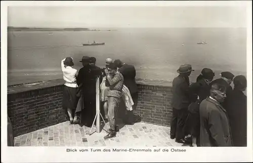 Ak Laboe Probstei Ostsee, Blick vom Turm des Marine Ehrenmals auf die Ostsee, Teleskop