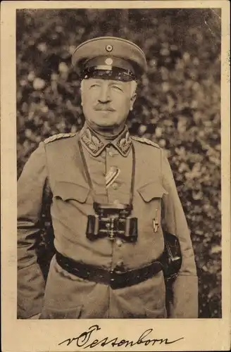 Ak Deutscher Offizier in Uniform, Settenborn ?, Feldstecher