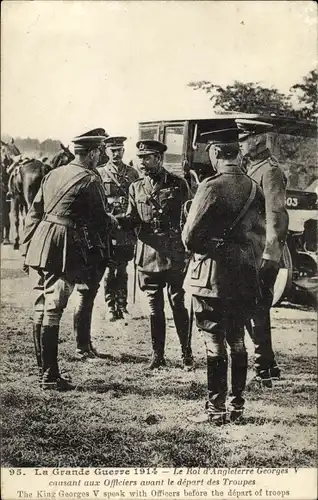Ak King Georges V speaks with Officers before the depart of troops