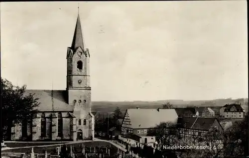 Ak Niederbobritzsch Bobritzsch im Erzgebirge, Blick auf die Kirche und Fachwerkhäuser