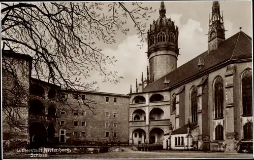 Ak Lutherstadt Wittenberg, Blick auf das Schloss, Außenansicht