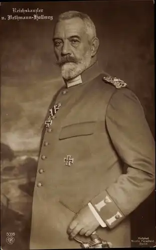 Ak Reichskanzler von Bethmann Hollweg, Portrait, Eisernes Kreuz