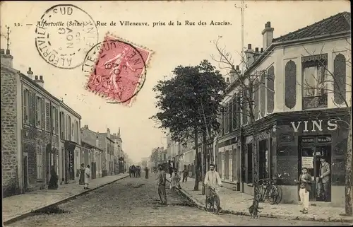Ak Alfortville Val de Marne, Rue de Villeneuve, prise de la Rue des Acacias, Vins
