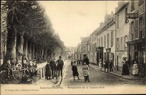 Ak Saint Leu Taverny Val d'Oise, Perspective de la Grande Rue