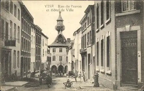 Ak Visé Wallonien Lüttich, Rue du Perron et Hôtel de Ville