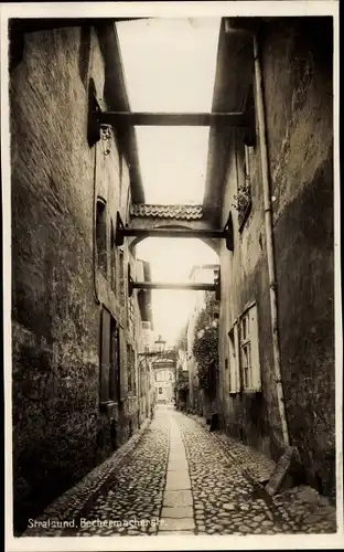 Ak Stralsund, Blick in die Bechermacherstraße, Gasse