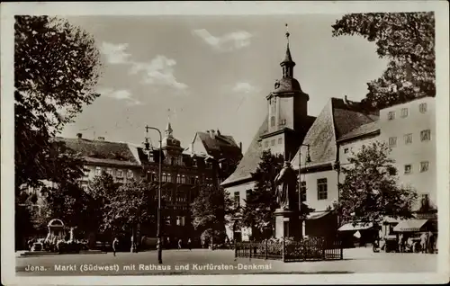 Ak Jena in Thüringen, Markt (Südwest) mit Rathaus und Kurfürsten-Denkmal