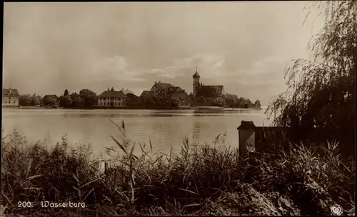 Ak Wasserburg am Bodensee, Blick vom Ufer zur Kirche