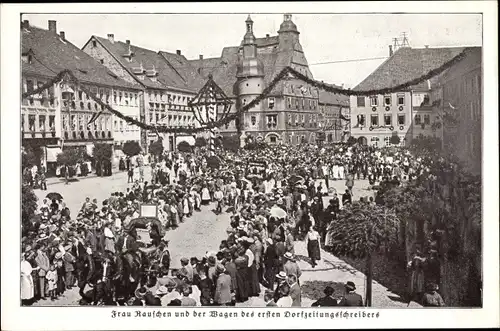 Ak Hildburghausen in Thüringen, Frau Rauschen und der Wagen des ersten Dorfzeitungsschreibers, Fest