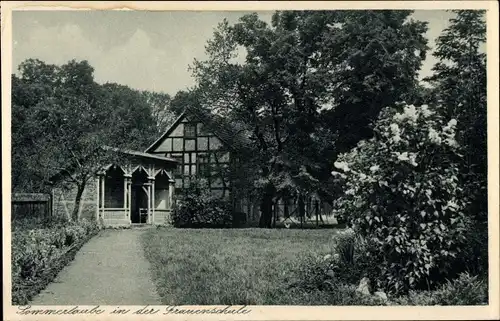 Ak Neudietendorf Thüringen, Erdmuth Dorotheenschule der Brüdergemeine, Sommerlaube i.d. Frauenschule