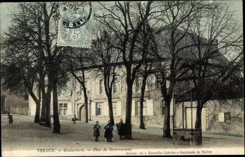 Ak Verdun Meuse, Gendarmerie, Place du Gouvernement