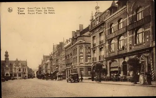 Ak Ypres Ypern Flandern, Marktplatz, Hotel