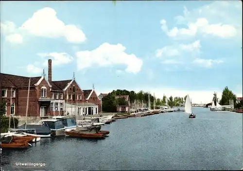Ak Uitwellingerga Friesland Niederlande, Kanal, Boote, Häuser