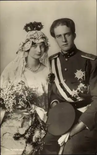 Ak König Leopold III. und Königin Astrid, Brautkleid