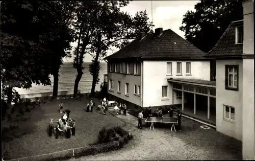 Ak Ostseebad Niendorf Timmendorfer Strand, Kindererholungsheim Westfalenhaus, Tischtennisplatte