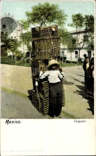 Ak Mexikanischer Junge mit Holzkisten bepackt, Cargador