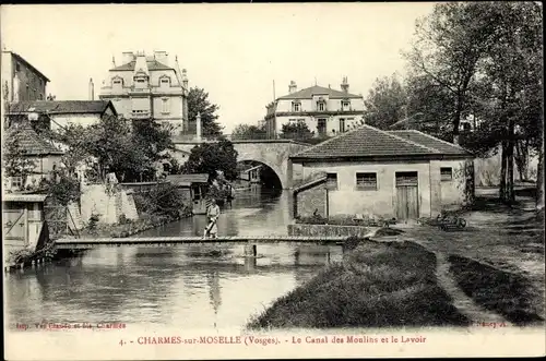 Ak Charmes sur Moselle Vosges, le Canal des Moulins et le Lavoir, Brücke. Kanal