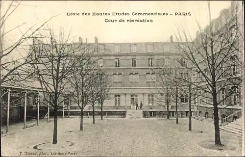 Ak Paris VI, Ecole des Hautes Etudes Commerciales, Cour de recreation, Schule, Innenhof